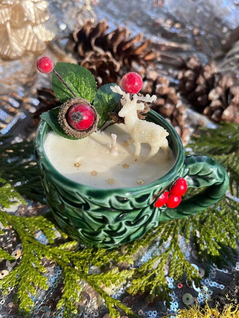 Vintage Holly Berry Christmas Candle ~ Winter Magick, Christmas Enchantment